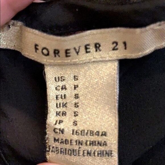 Forever 21 Black & Tan Accordion Style Dress Size Small - Picture 3 of 6